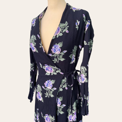 Floral print wrap dress