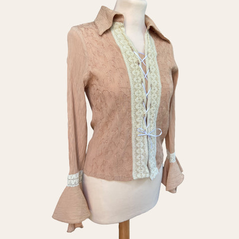 Blouse à laçage