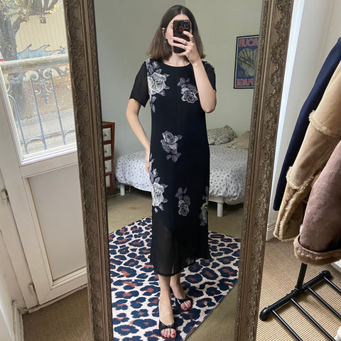 Robe midi asymétrique