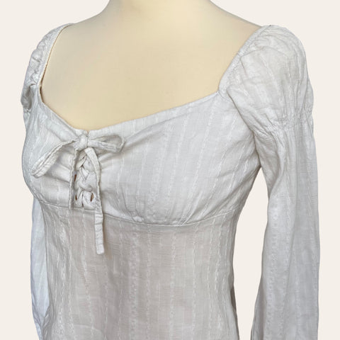 Blouse à laçage