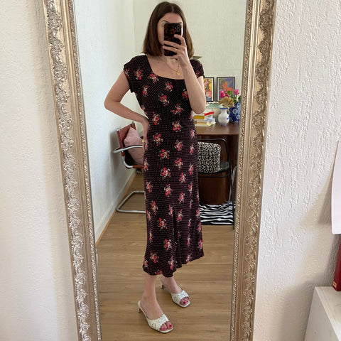 Robe midi à pois et fleurs