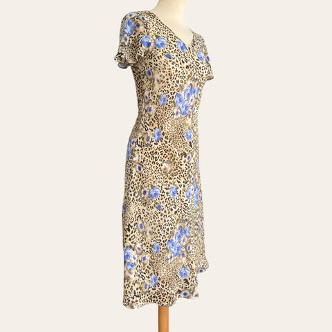 Robe mi-longue léopard et fleurs