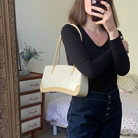 Sac baguette festonné