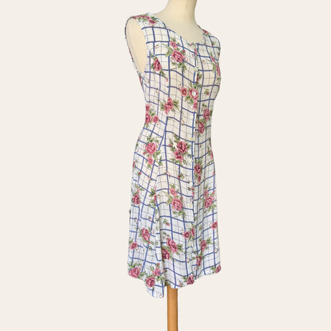 Floral print buttoned dress