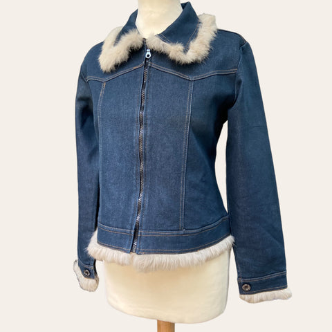 Veste en jean et fourrure