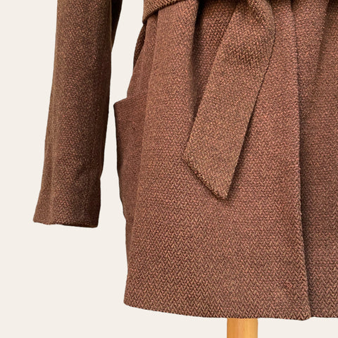 Belted wool coat with fur collar