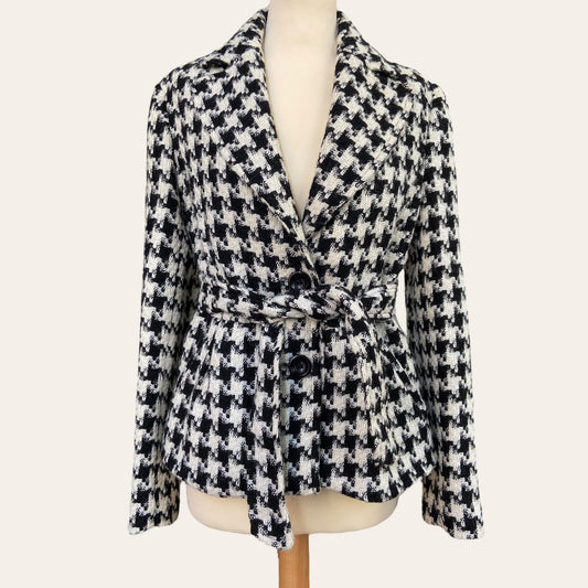 Belted houndstooth blazer