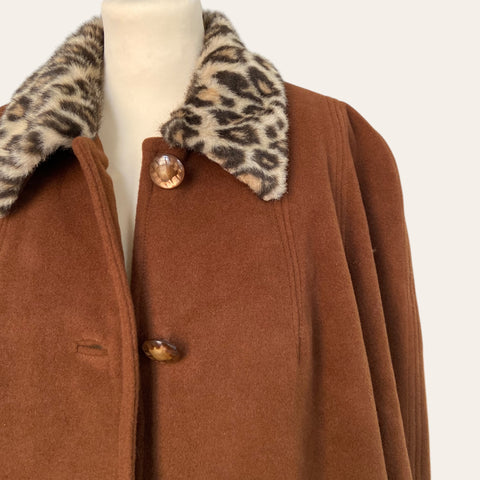 Leopard fur collar wool coat