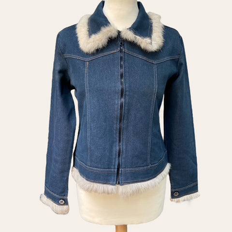 Veste en jean et fourrure