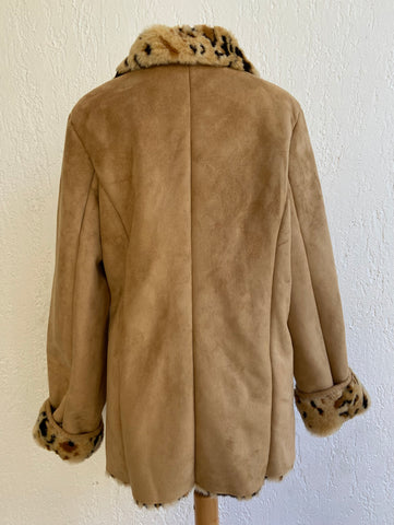 Manteau à imprimé léopard