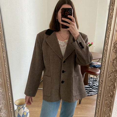 Wool blazer with velvet collar