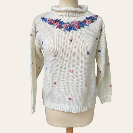 Embroidered knit