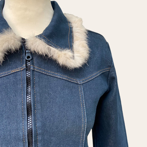 Veste en jean et fourrure