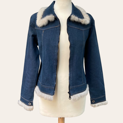 Veste en jean et fourrure