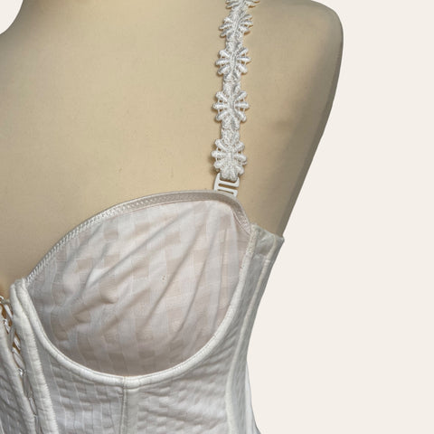 Bustier guêpière à broderies