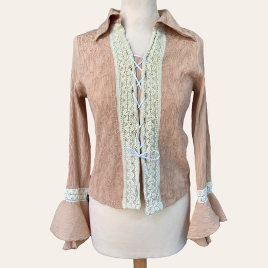 Blouse à laçage