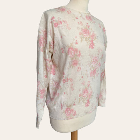 Pull lainé imprimé floral