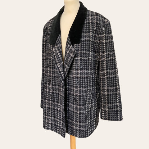 Checked wool blazer