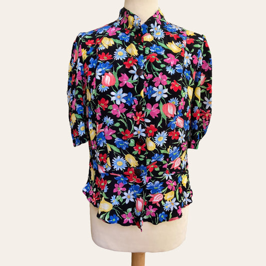 Floral print blouse