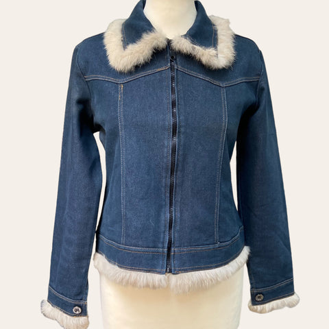 Veste en jean et fourrure