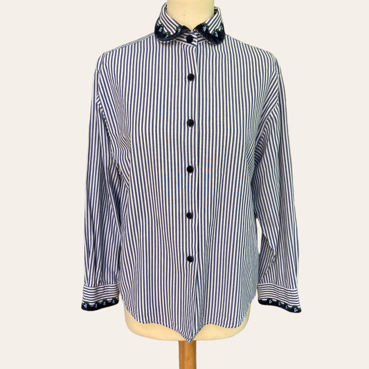 Striped shirt with embroidered collar