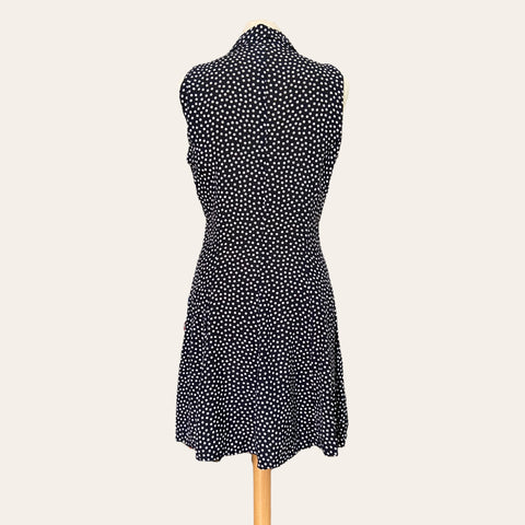 Robe boutonnée à pois