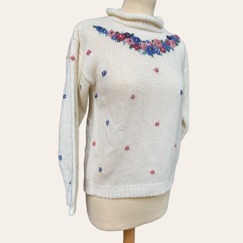 Embroidered knit