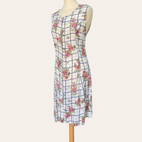 Floral print buttoned dress