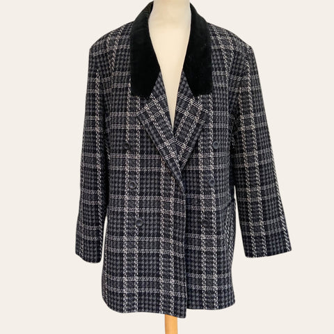 Checked wool blazer