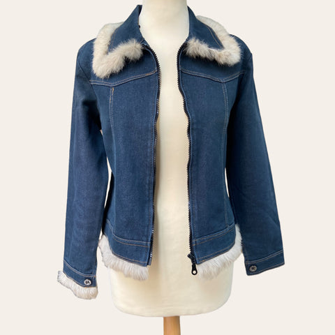 Veste en jean et fourrure