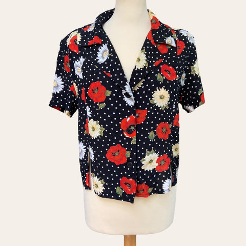 Blouse à pois et fleurs