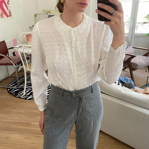 Blouse à broderies