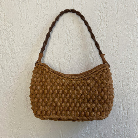 Sac panier en feuilles de bananier