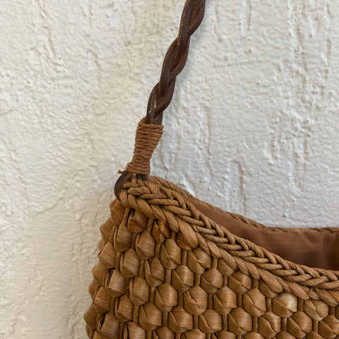 Sac panier en feuilles de bananier