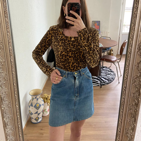 Leopard print velvet top