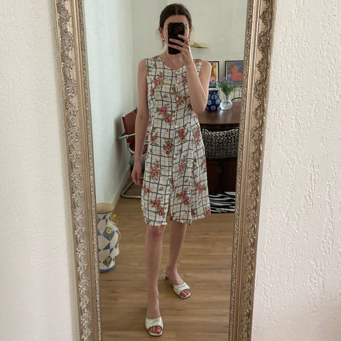 Floral print buttoned dress