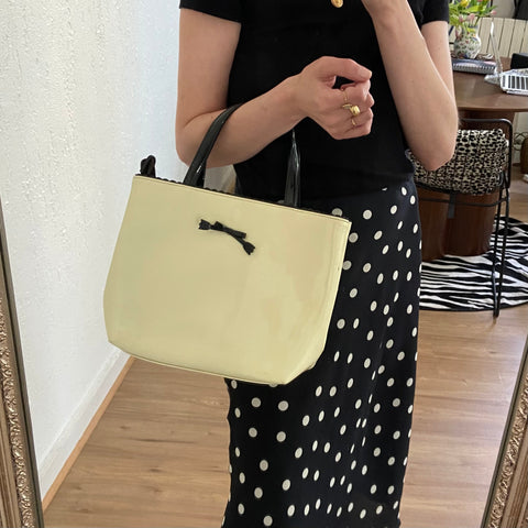 Small vinyl effect bag