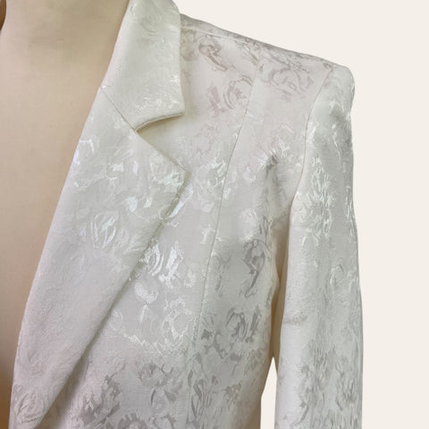 Ensemble de tailleur et son chouchou en dentelle de Calais