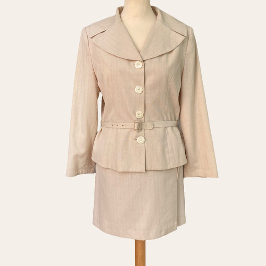 Veste de tailleur ceinturée