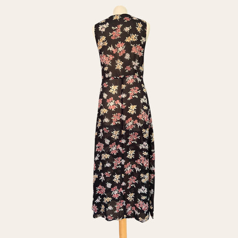 Floral print buttoned dress