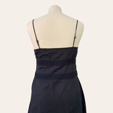 Flared dress with embroidery