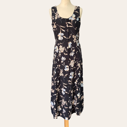 Floral print buttoned dress