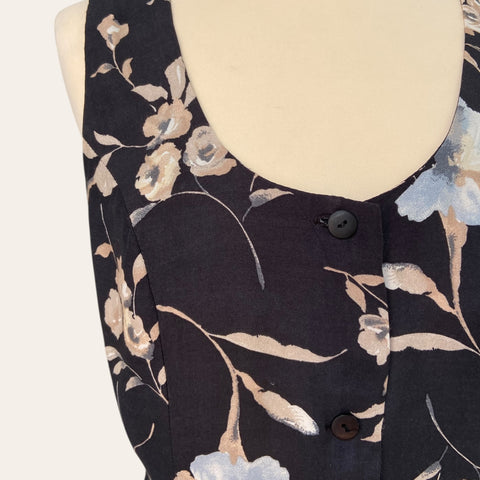 Floral print buttoned dress